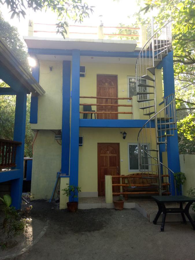 Prince Ludwig Beach Resort San Antonio  Esterno foto